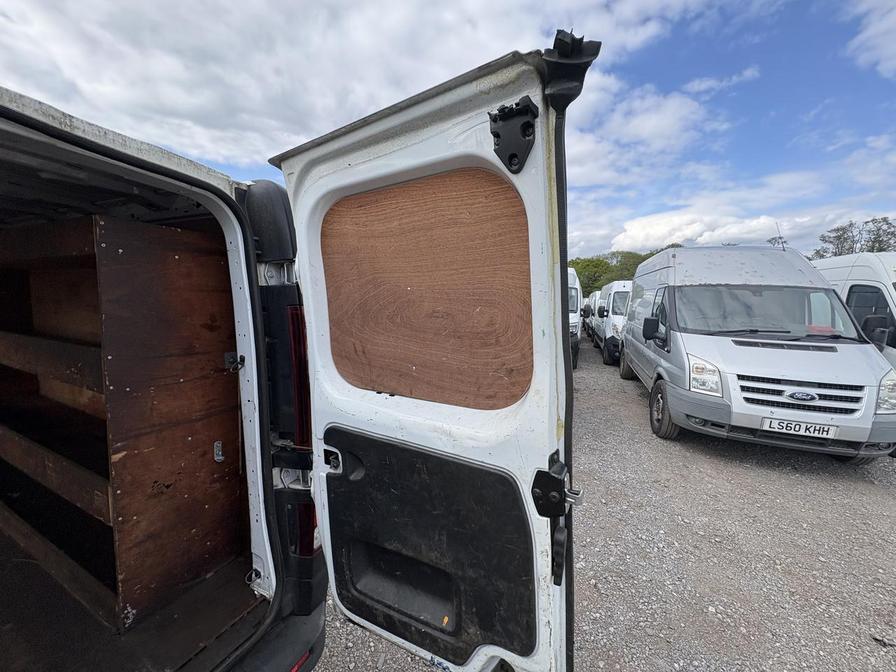 2018 Vauxhall Vivaro – Model: Vivaro  2700 CDTI – FY18OUK