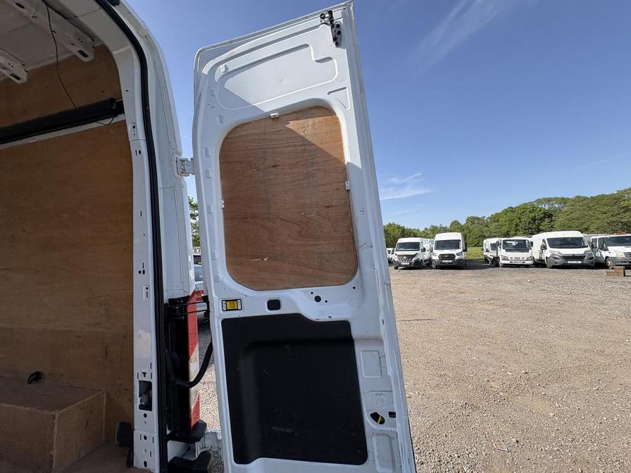 2020 Ford Transit – Model: Transit 350 Leader EcoBlue – BN70YBU