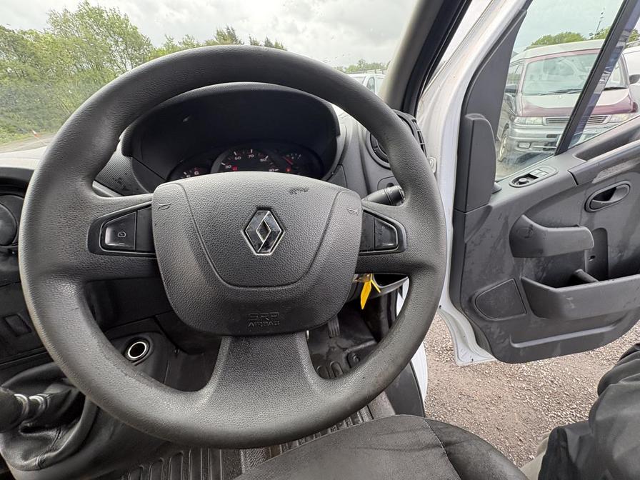 2020 Renault Master – Model: Master 35 MWB – FN20BVX