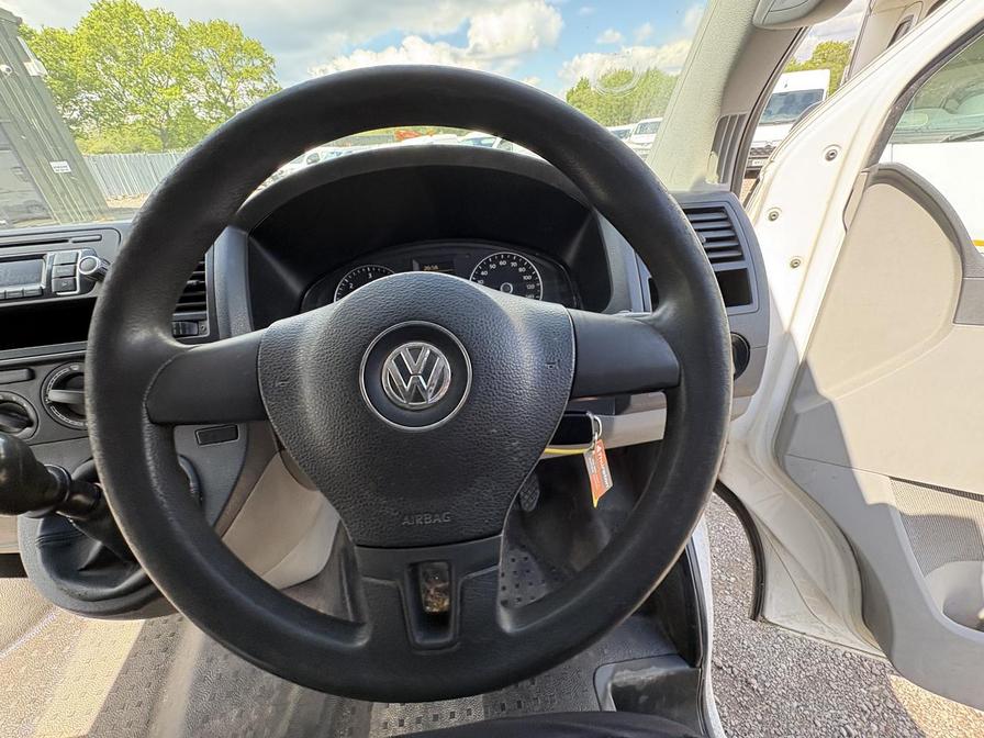 2014 Volkswagen Transporter – Model: Transporter T28 Startline TDI – OY64BAA