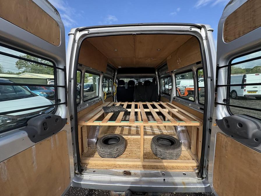 2010 Ford Transit – Model: Transit 115 T300 MWB FWD – LO10LZD