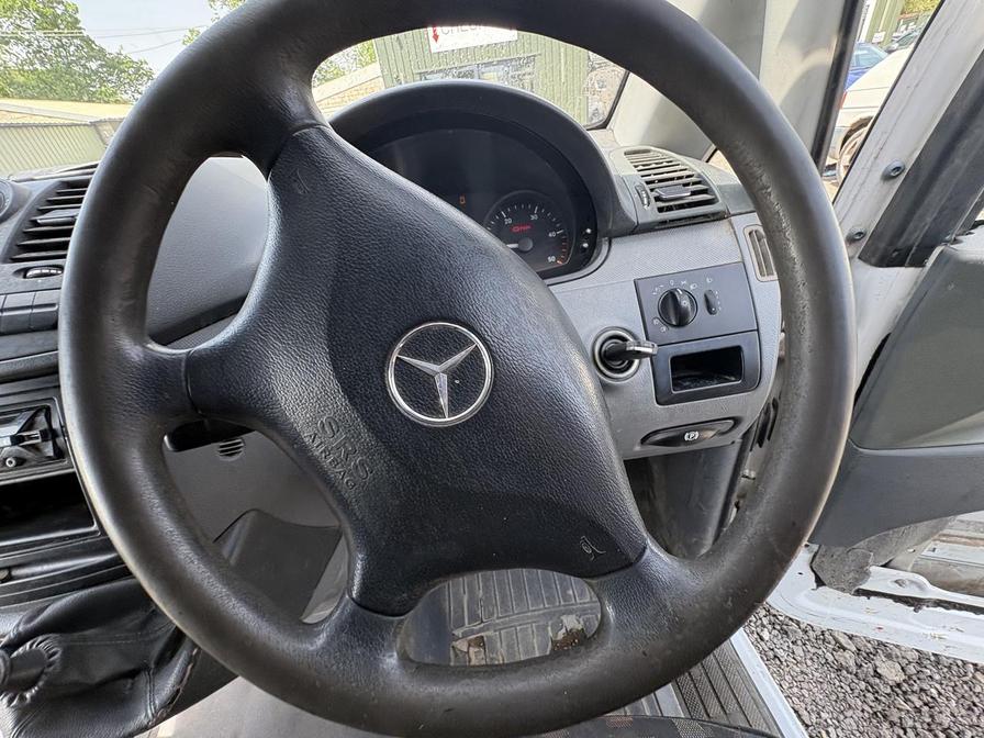 2010 Mercedes-Benz Vito – Model: Vito 109 CDI Compact – FY10AWM