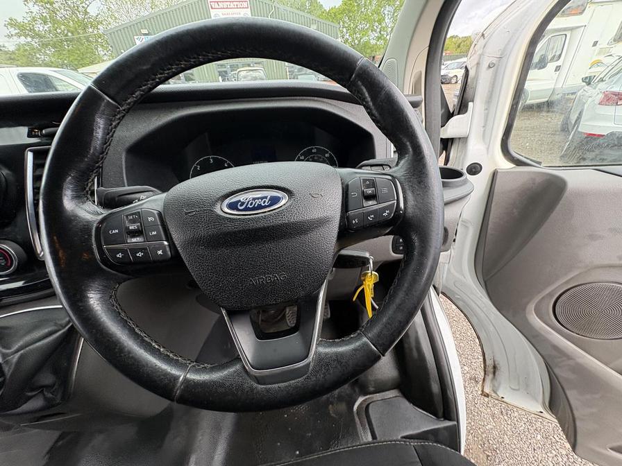 2019 Ford Transit Custom – Model: Transit Custom 280 Limited EcoBlue – RE69LFM