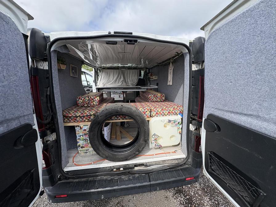 2015 Renault Trafic – Model: Trafic SL29 Business dCi – BF65MWO