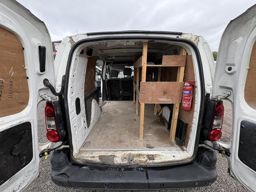 2015 Citroen Berlingo – Model: Berlingo 750 LX HDi – PN65WDM