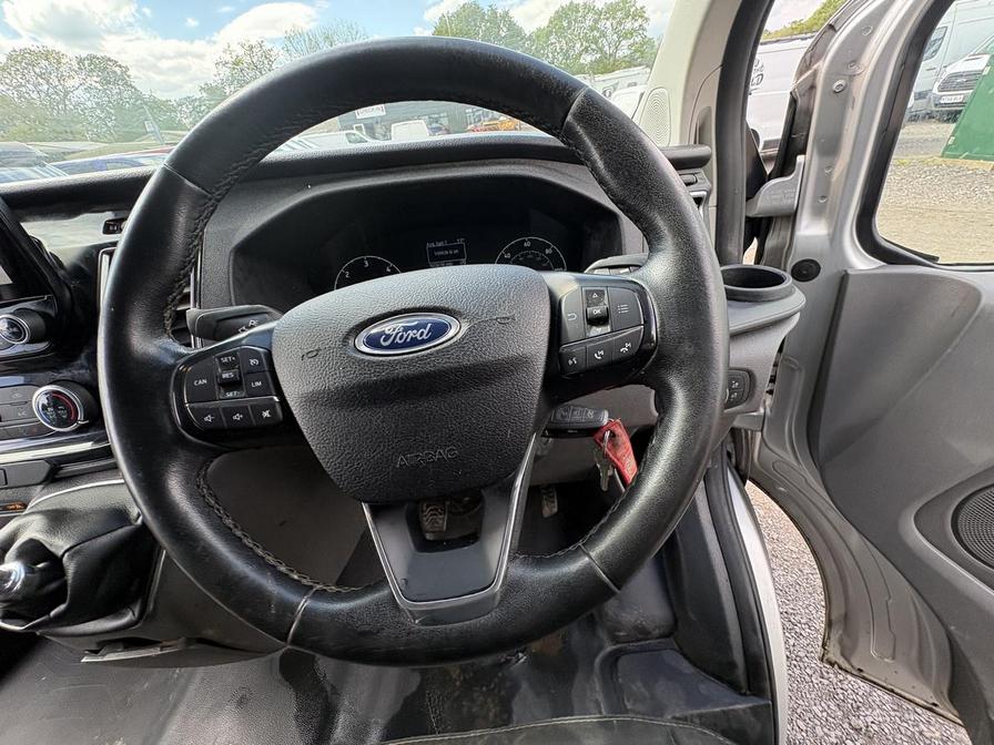 2020 Ford Transit Custom – Model: Transit Custom 280 Limited EcoBlue – YH20AKN