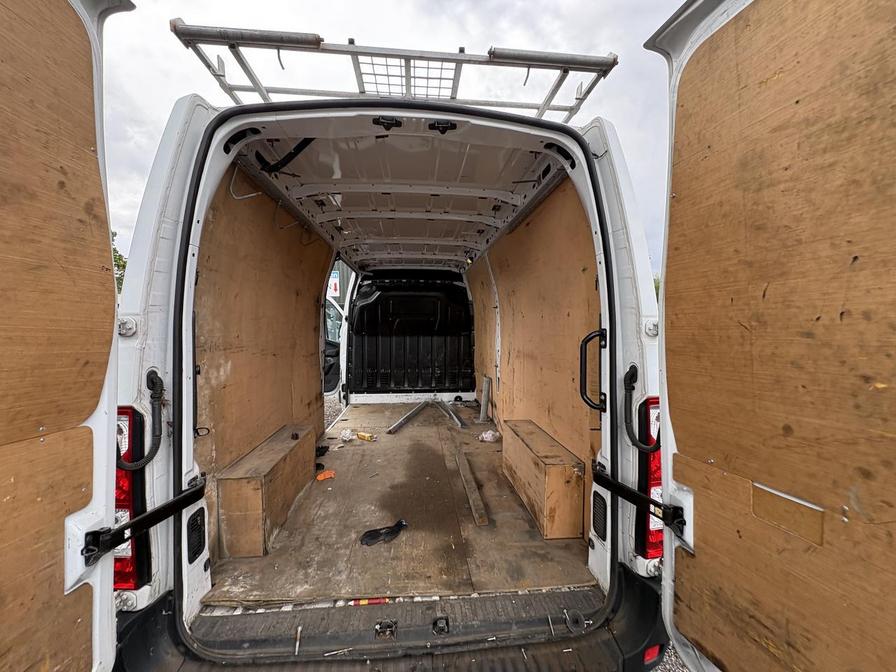 2022 Nissan Interstar – Model: Interstar Acenta dCi – DL22MRX