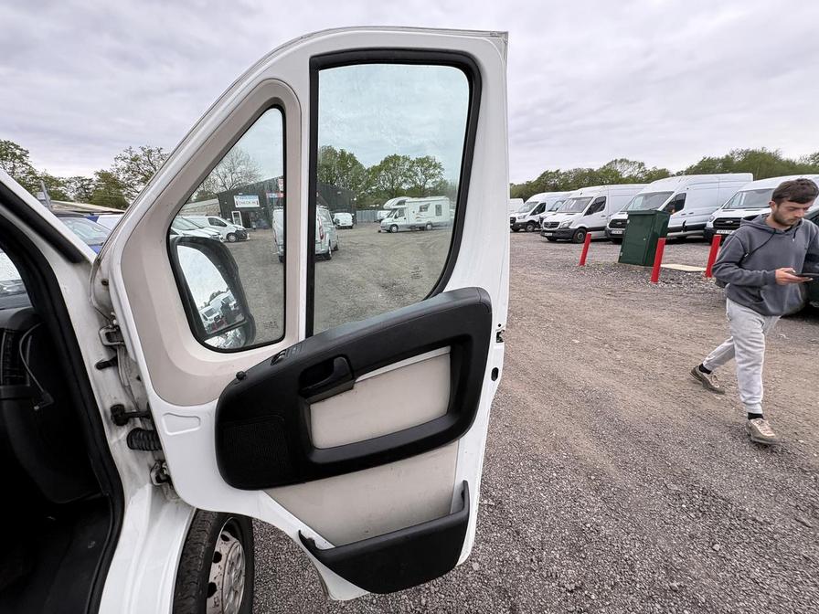 2016 Citroen Relay – Model: Relay 35 L2H1 Enterprise HDi – BN16ZZA