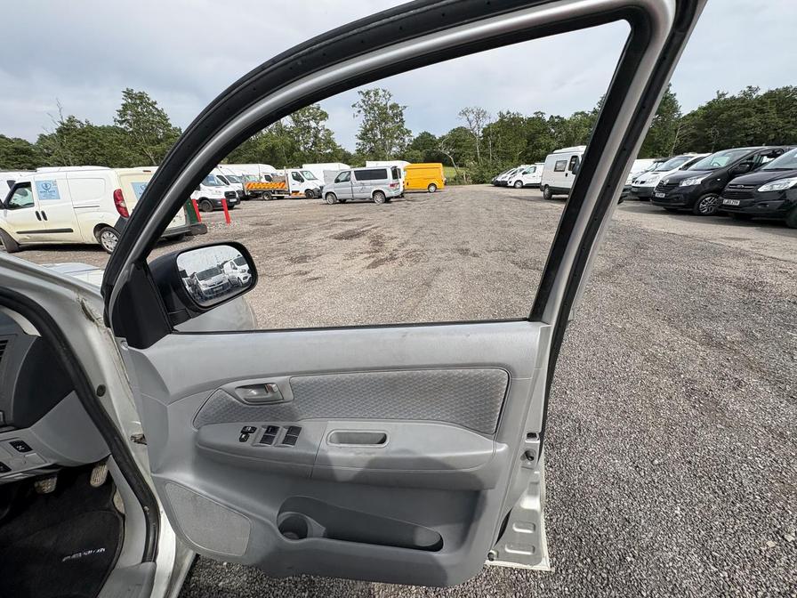 2011 Toyota Hilux – Model: HI-Luxury HL2 D-4D 4×4 Double Cab – PK11KDV
