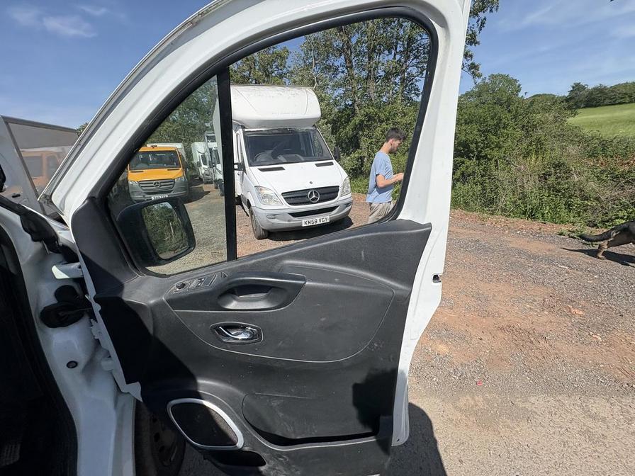 2018 Vauxhall Vivaro – Model: Vivaro  2900 Sportive CDTi – DV68XOX