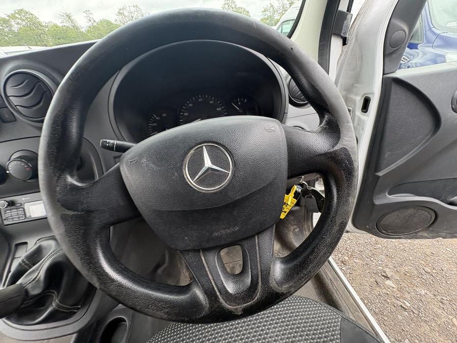 2013 Mercedes-Benz Citan – Model: Citan 109 CDi Dualiner – WP63DHZ