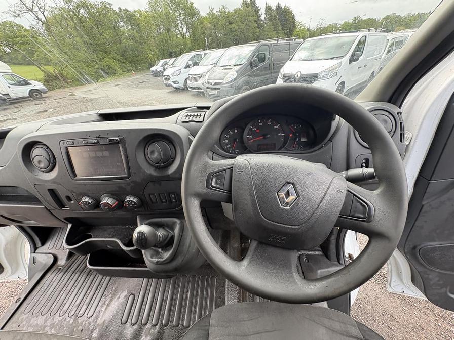 2020 Renault Master – Model: Master 35 MWB – FN20BVX