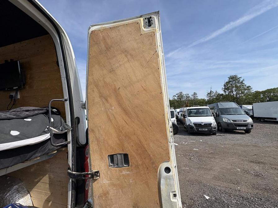 2014 Volkswagen Crafter – Model: Crafter CR35 TDI – FP14JZV