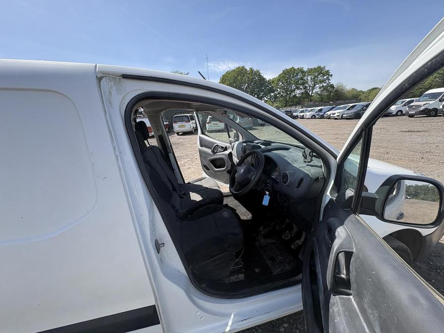 2018 Peugeot Partner – Model: Partner Professional L1 Blue HDi – NV18HSY