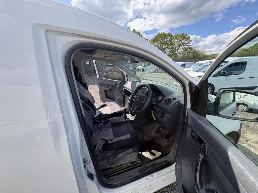2015 Volkswagen Caddy – Model: Caddy C20 Startline TDI – AE15ZCO