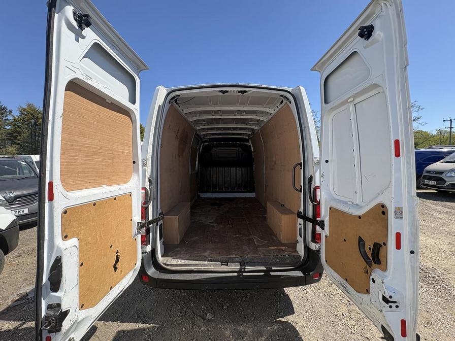 2021 Vauxhall Movano – Model: Movano L3H2 F3500 CDTi – DT70RFE