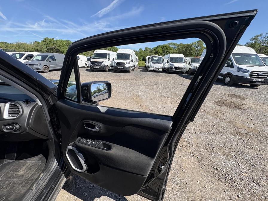 2016 Jeep Renegade – Model: Renegade Longitude – KJ16SYG