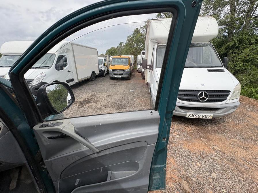 2006 Mercedes-Benz Vito – Model: Vito 111 CDI Long – FE56AYF
