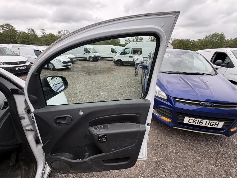 2013 Mercedes-Benz Citan – Model: Citan 109 CDi Dualiner – WP63DHZ