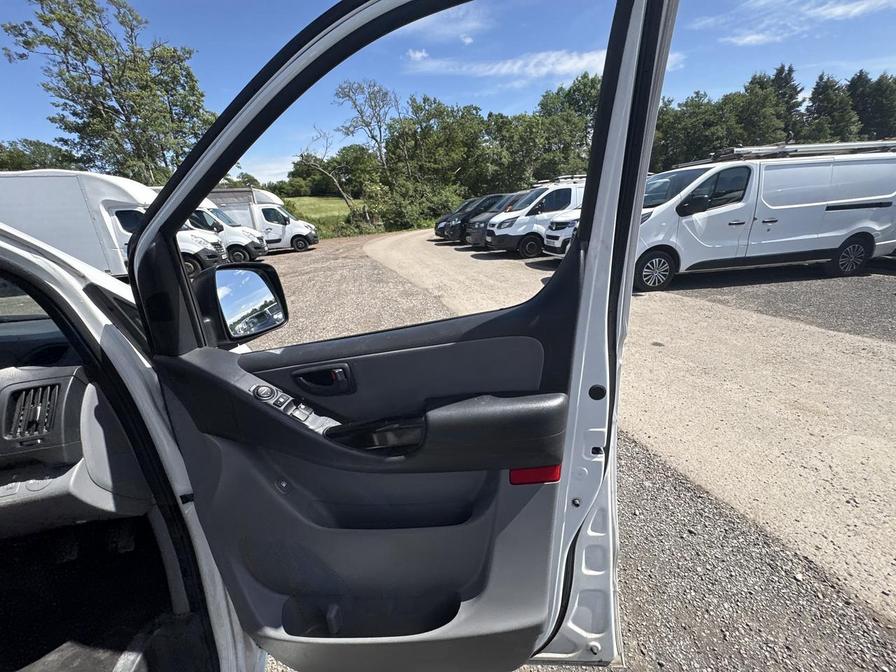 2019 Hyundai iLoad – Model: iLoad SE CRDi – LT19MKK