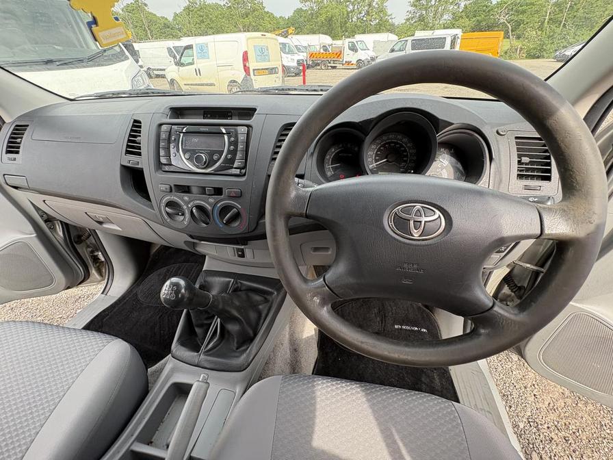 2011 Toyota Hilux – Model: HI-Luxury HL2 D-4D 4×4 Double Cab – PK11KDV