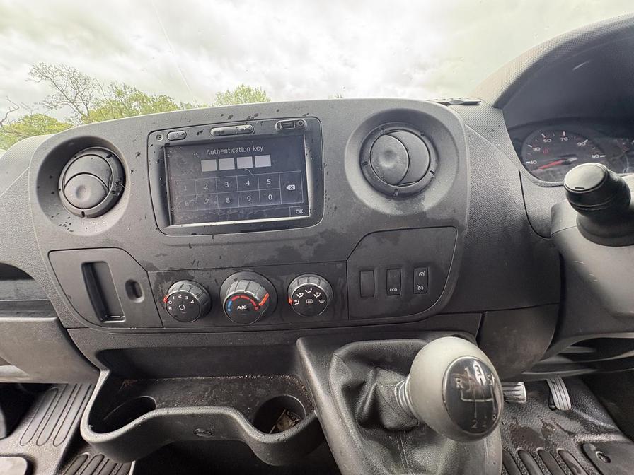 2020 Renault Master – Model: Master 35 MWB – FN20BVX