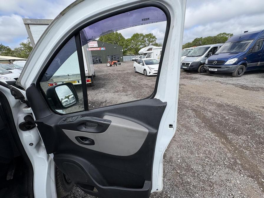 2015 Renault Trafic – Model: Trafic SL29 Business dCi – BF65MWO