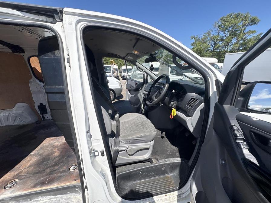 2019 Hyundai iLoad – Model: iLoad SE CRDi – LT19MKK