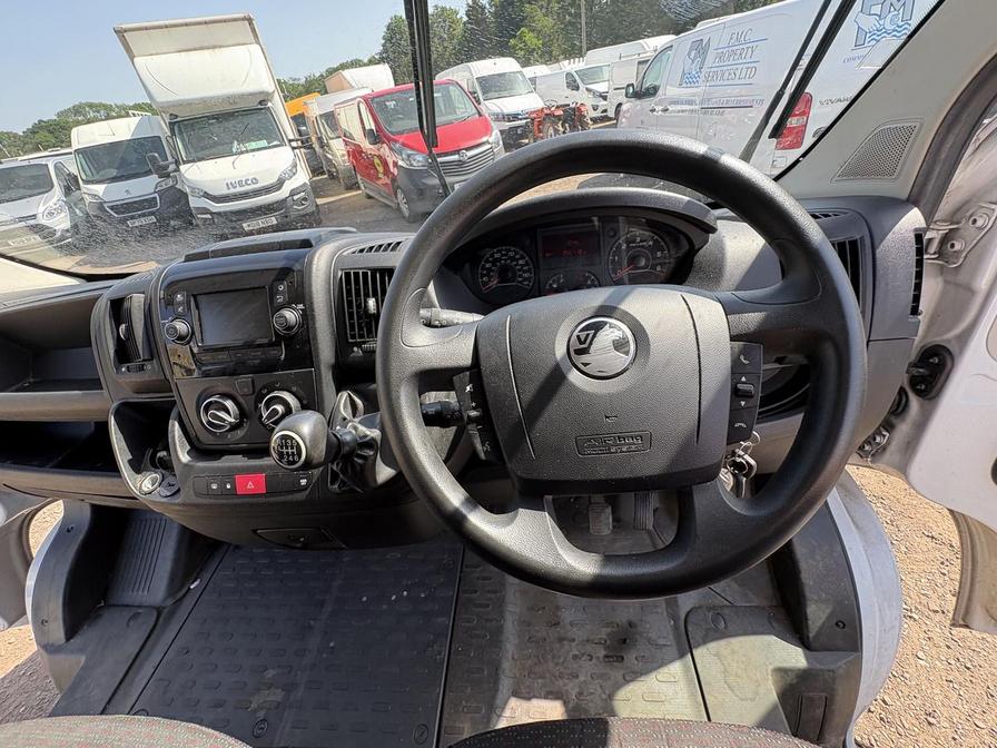 2023 Vauxhall Movano – Model: Movano L2H2 F3500 Dynamic TD S/S – FG23YBS