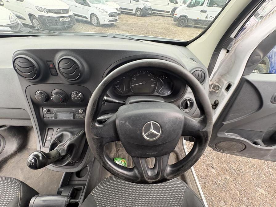 2013 Mercedes-Benz Citan – Model: Citan 109 CDi Dualiner – WP63DHZ