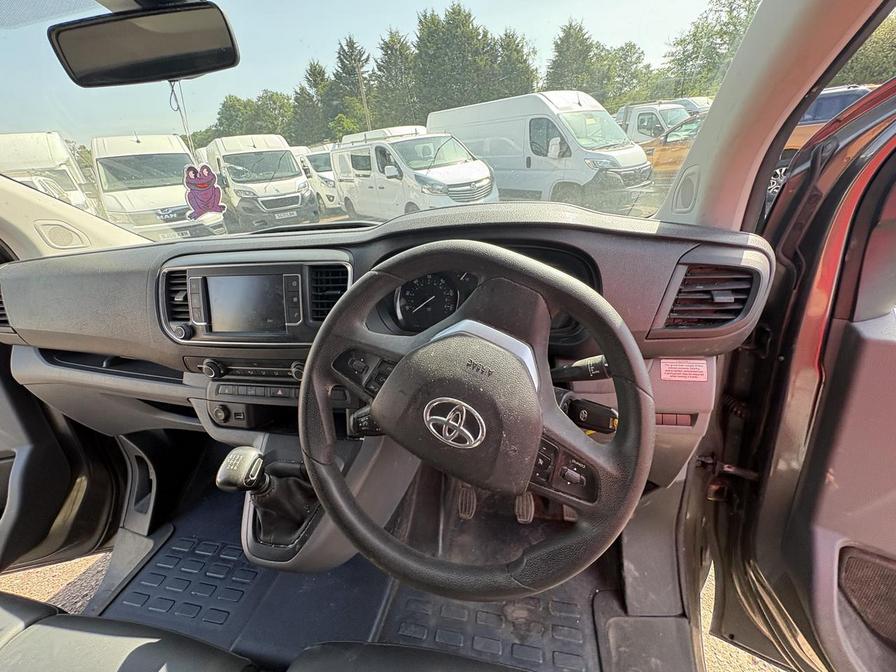 2020 Toyota Proace – Model: Proace Icon – LD56ALS/HJ70EEH