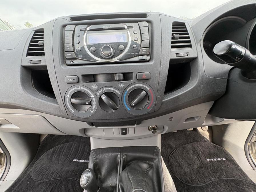 2011 Toyota Hilux – Model: HI-Luxury HL2 D-4D 4×4 Double Cab – PK11KDV