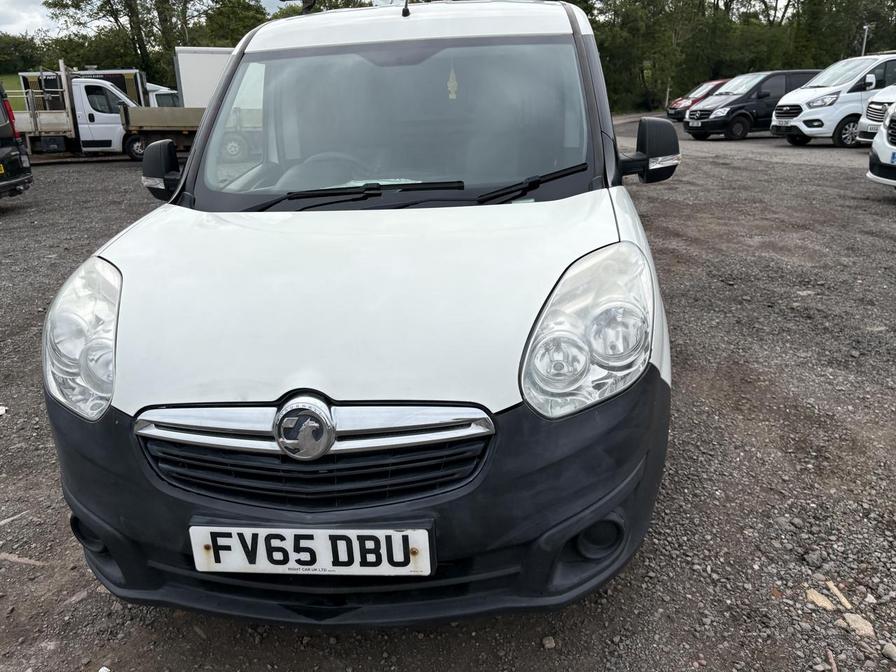 2015 Vauxhall Combo – Model: Combo 2000 L1H1 CDTi S/S ecoFLEX – FV65DBU