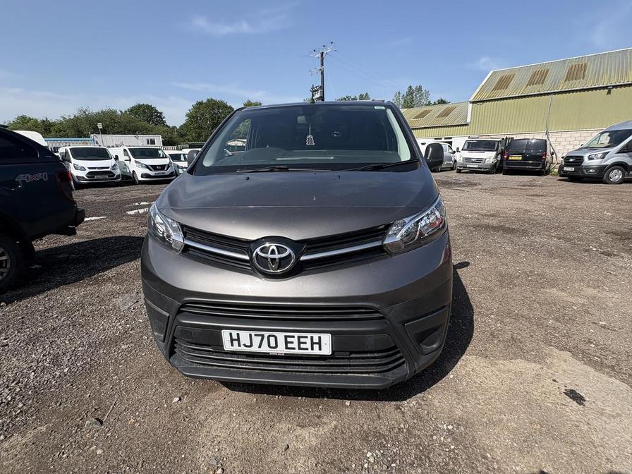 2020 Toyota Proace – Model: Proace Icon – LD56ALS/HJ70EEH