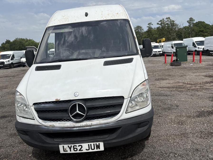 2012 Mercedes-Benz Sprinter – Model: Sprinter 313 CDi – LY62JUW