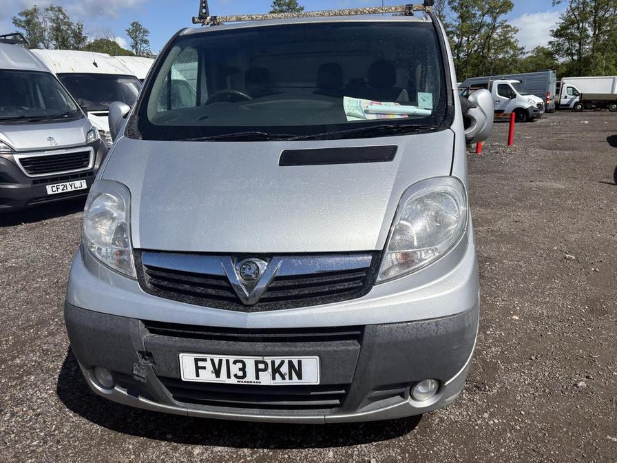 2013 Vauxhall Vivaro – Model: Vivaro 2900 Sportive CDTi LWB – FV13PKN