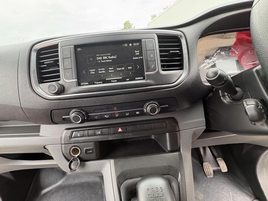 2020 Vauxhall Vivaro – Model: Vivaro 2700 Sportive S/S – DU20SVE