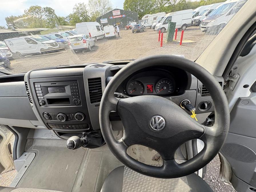 2014 Volkswagen Crafter – Model: Crafter CR35 Startline TDI BlueMotion Technology LWB – FL64UXN