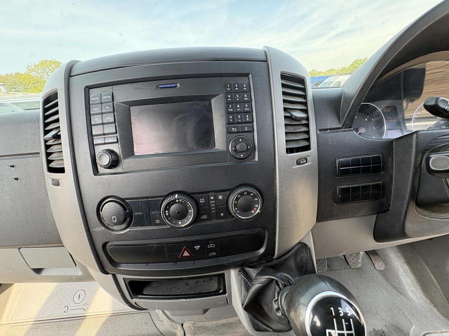 2014 Volkswagen Crafter – Model: Crafter CR35 TDI – FP14JZV