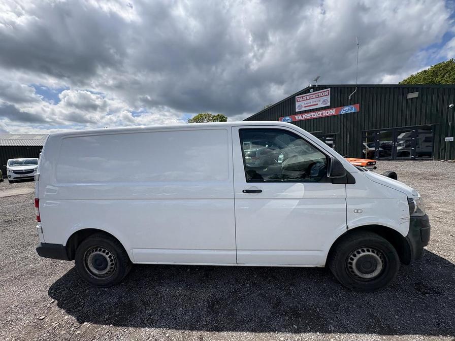 2014 Volkswagen Transporter – Model: Transporter T28 Startline TDI – OY64BAA