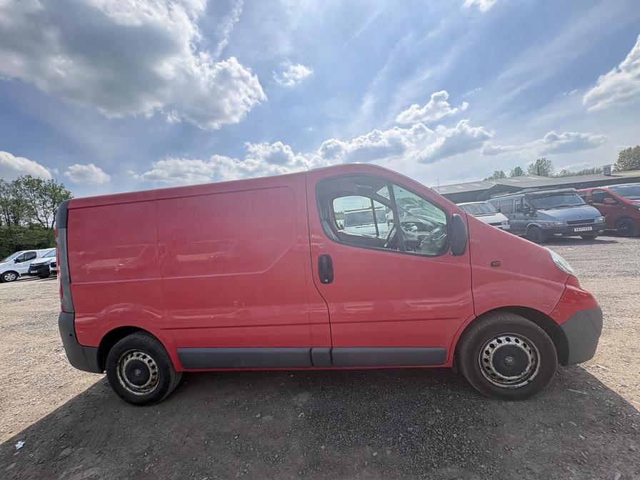 2014 Vauxhall Vivaro – Model: Vivaro 2700 CDTi 113 SWB – BW14OPY