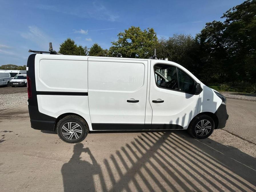 2017 Vauxhall Vivaro – Model: Vivaro  2700 CDTI – ML67HTZ
