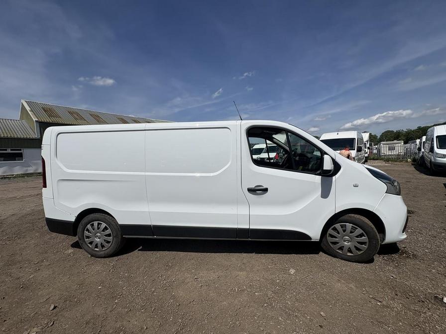 2017 Nissan NV300 – Model: NV300 Acenta dCi – GN17BWG