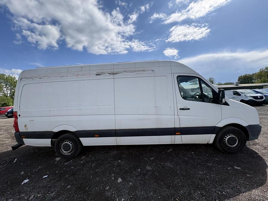2014 Volkswagen Crafter – Model: Crafter CR35 Startline TDI BlueMotion Technology LWB – FL64UXN
