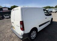 2018 Peugeot Partner – Model: Partner Professional L1 Blue HDi – NV18HSY