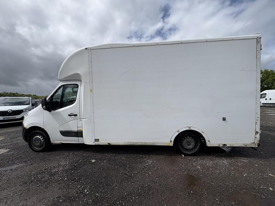 2020 Renault Master – Model: Master 35 MWB – FN20BVX