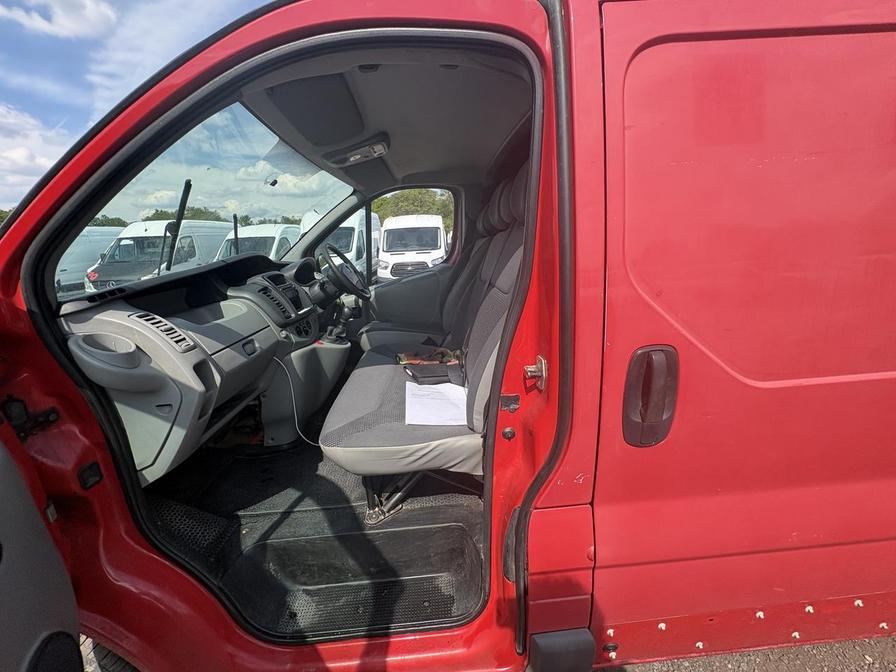 2014 Vauxhall Vivaro – Model: Vivaro 2700 CDTi 113 SWB – BW14OPY