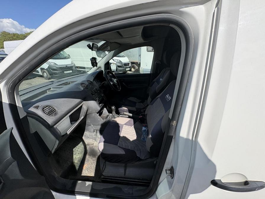 2015 Volkswagen Caddy – Model: Caddy C20 Startline TDI – AE15ZCO