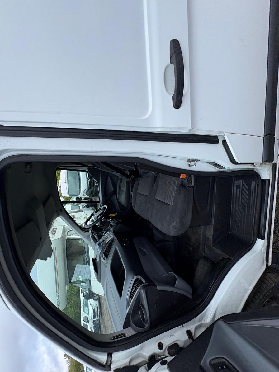 2016 Ford Transit Custom – Model: Transit Custom 290 E-Tech – FG16UOB