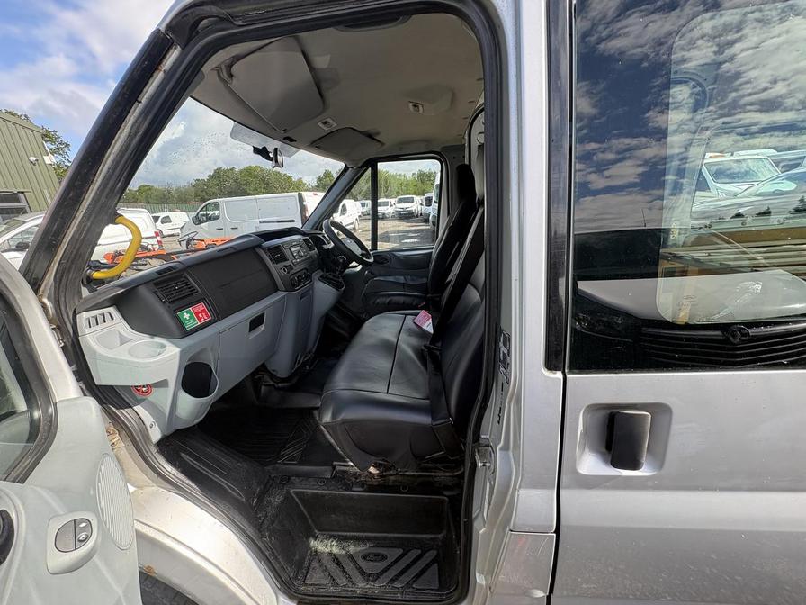 2010 Ford Transit – Model: Transit 115 T300 MWB FWD – LO10LZD